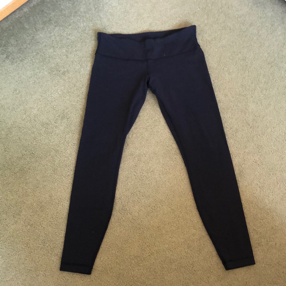 Navy blue Lululemon leggings